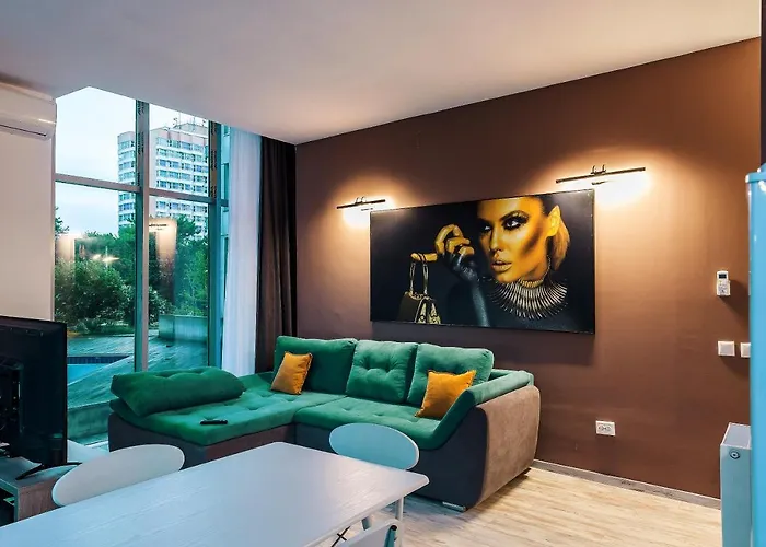 Iris Luxury